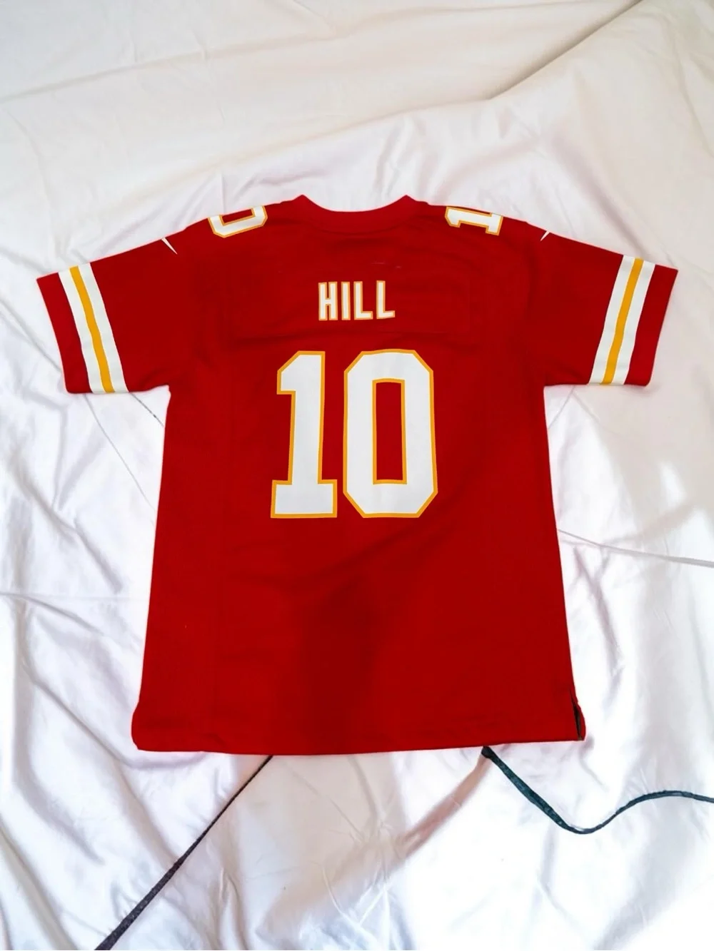 Nike NFL Youth Medium (10-12) Kansas City Chiefs Tyreek Hill #10 Jersey On Field